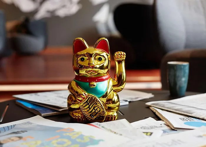 Me And Dusseldorf, By Hyatt 4*