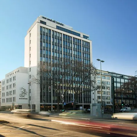 Hotel Me And Dusseldorf, By Hyatt