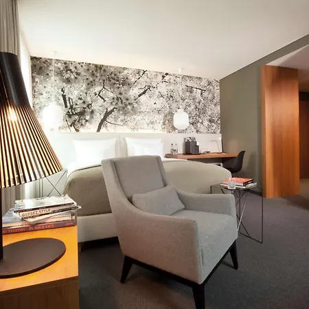 Me And Dusseldorf, By Hyatt 4* Düsseldorf