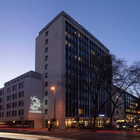 Hotel Me And Dusseldorf, By Hyatt