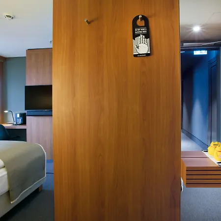 Hotel Me And Dusseldorf, By Hyatt Düsseldorf
