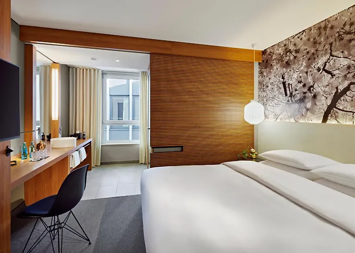 Me And Dusseldorf, By Hyatt Hotell