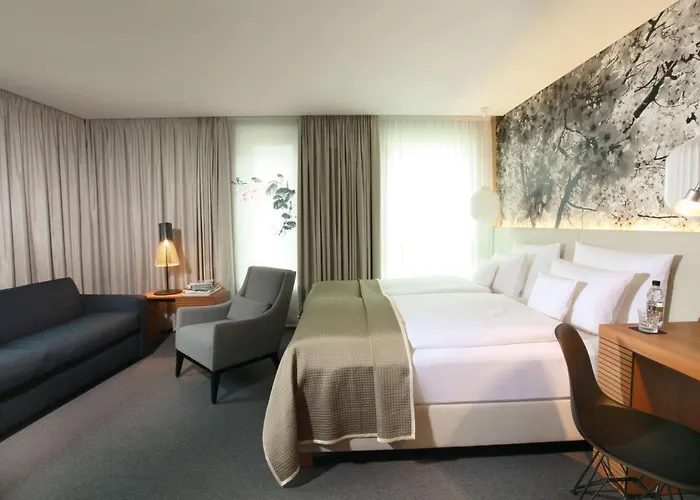 Отель Me And Dusseldorf, By Hyatt