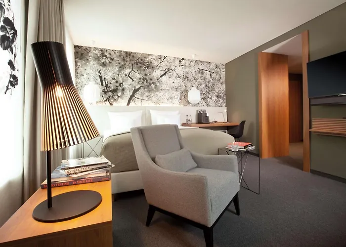 Me And Dusseldorf, By Hyatt 4* Dusseldorf