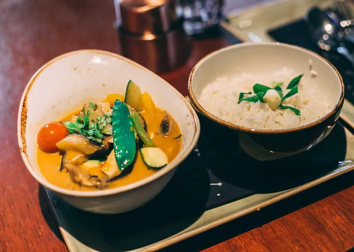 Me And Dusseldorf, By Hyatt 4*