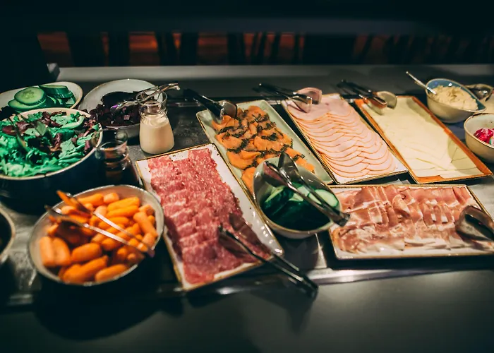 Me And Dusseldorf, By Hyatt Hotel Dusseldorf