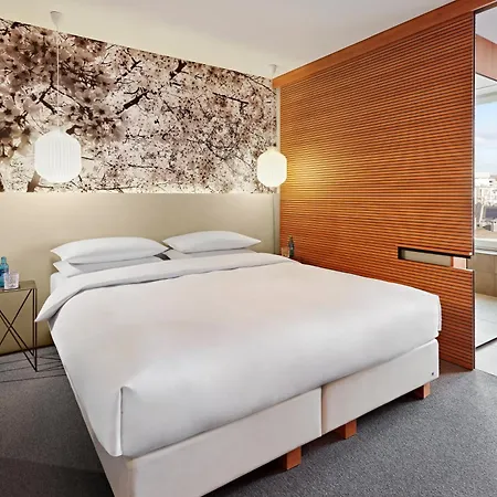 فندق Me And Dusseldorf, By Hyatt