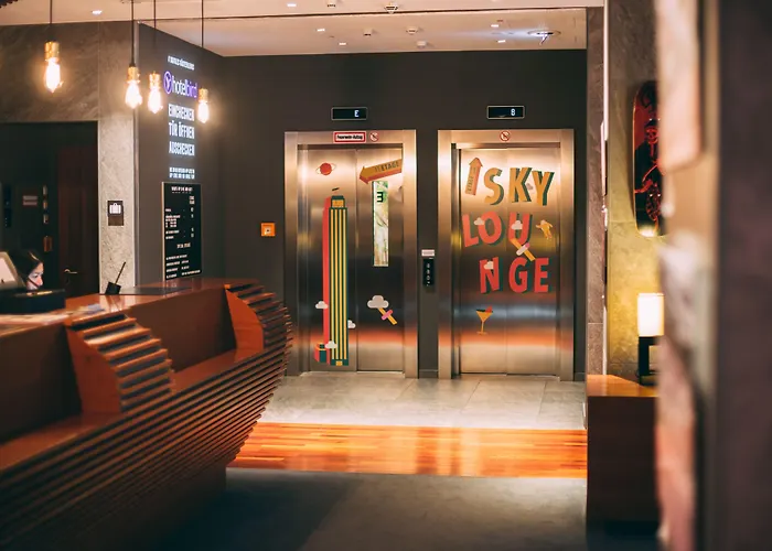 Me And Dusseldorf, By Hyatt 4*