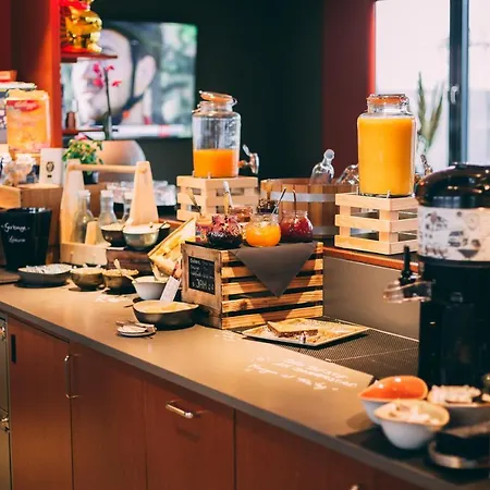 Me And Dusseldorf, By Hyatt فندق