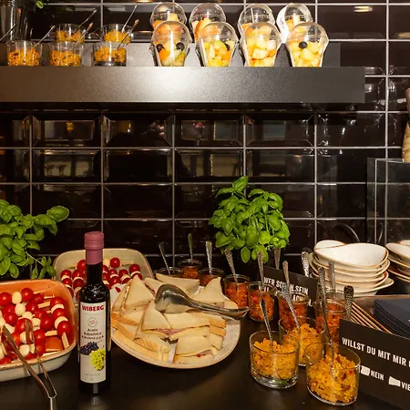 فندق Me And Dusseldorf, By Hyatt