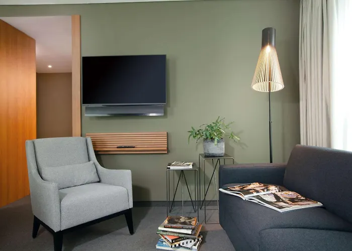 Me And Dusseldorf, By Hyatt Hotel Düsseldorf