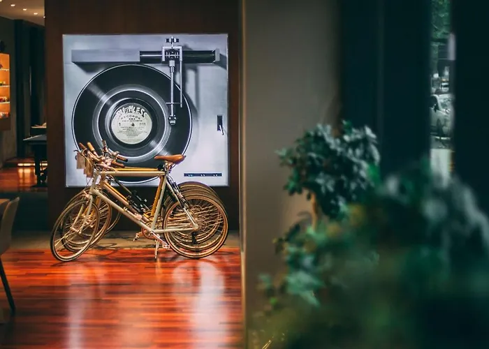 Hotel Me And Dusseldorf, By Hyatt Düsseldorf